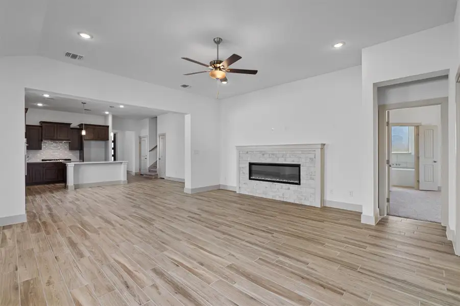 Image 28 of a home in .