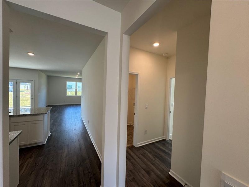 Spacious, unfurnished interior of a new home in Oakchase at Hampton, Hampton (Image 36).