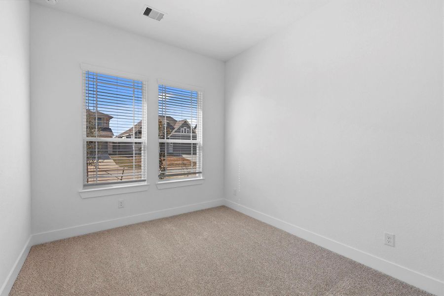 Spacious, unfurnished interior of a new home in Jubilee, Hockley (Image 29).