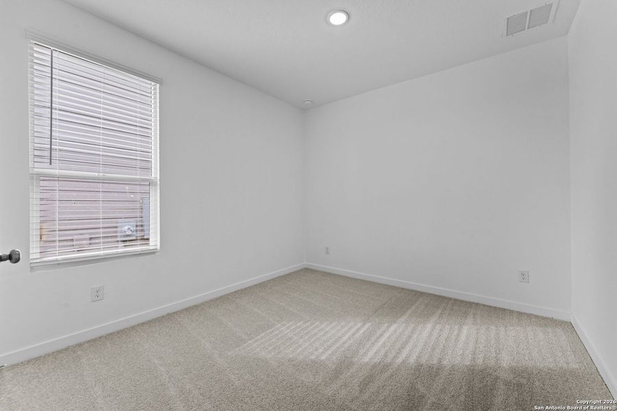 Spacious, unfurnished interior of a new home in , New Braunfels (Image 19).