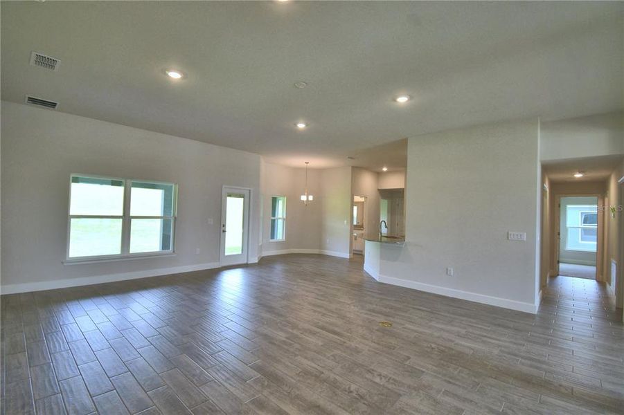 Spacious, unfurnished interior of a new home in , Auburndale (Image 25). Spacious, unfurnished interior of a new home in , Auburndale (Image 25).