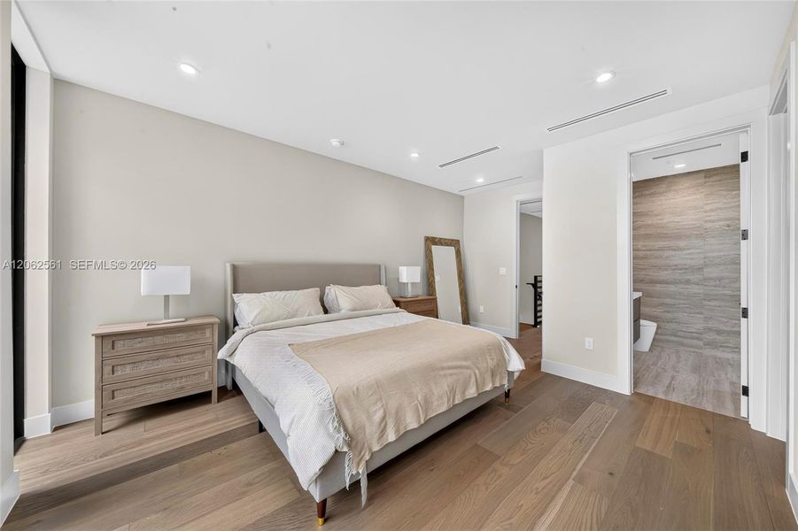 Furnished interior view inside a new home in , Miami (Image 19).