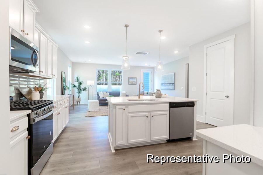 Furnished interior view inside a new home in , Ravenel (Image 4).