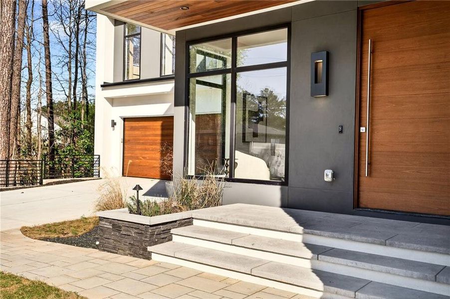 Exterior details and patio area of a home in , Atlanta (Image 4).