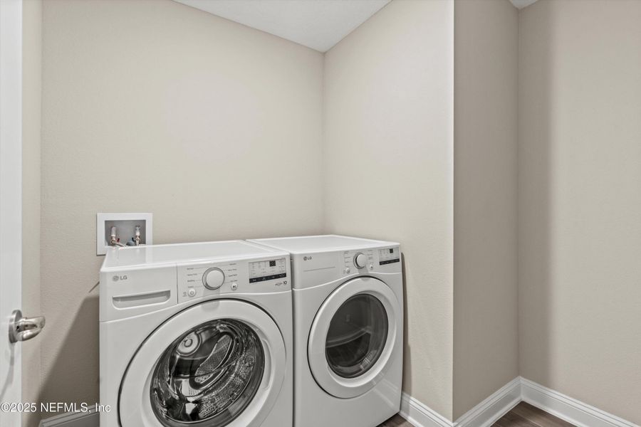 Close-up of interior finishes inside a home in Parkland Preserve, St. Augustine (Image 17).