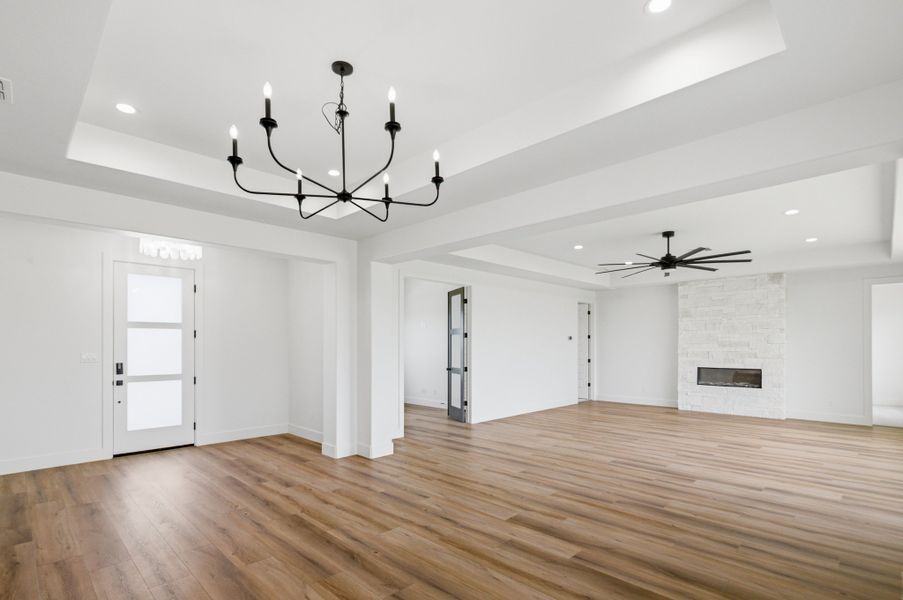 Spacious, unfurnished interior of a new home in Escalera Ranch 1833, Victoria (Image 44). Spacious, unfurnished interior of a new home in Escalera Ranch 1833, Victoria (Image 44).
