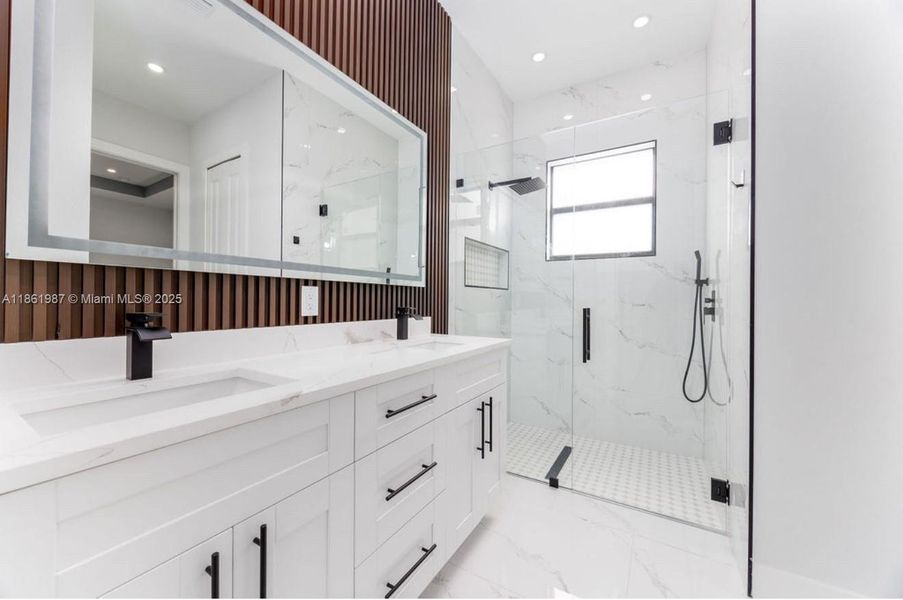 Furnished interior view inside a new home in , Lehigh Acres (Image 4). Furnished interior view inside a new home in , Lehigh Acres (Image 4).