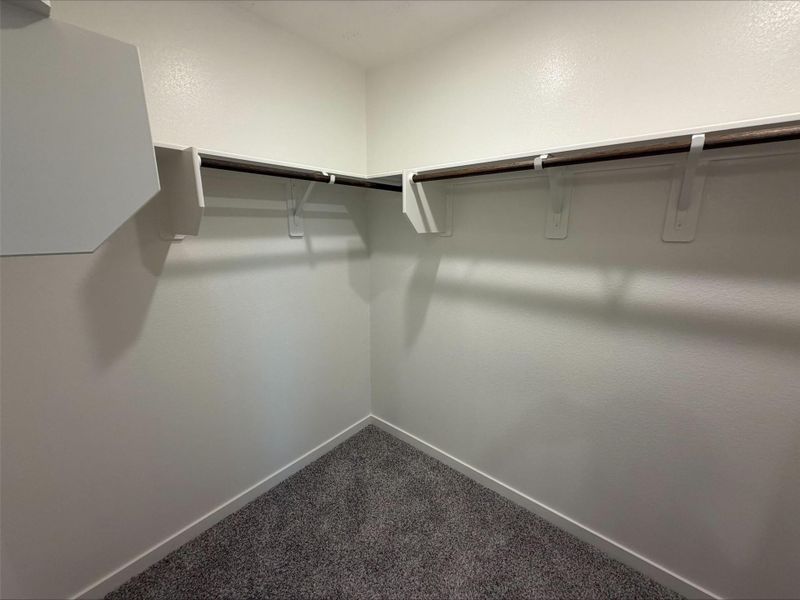 Spacious, unfurnished interior of a new home in Sterling Ridge, Huntsville (Image 10). Spacious, unfurnished interior of a new home in Sterling Ridge, Huntsville (Image 10).