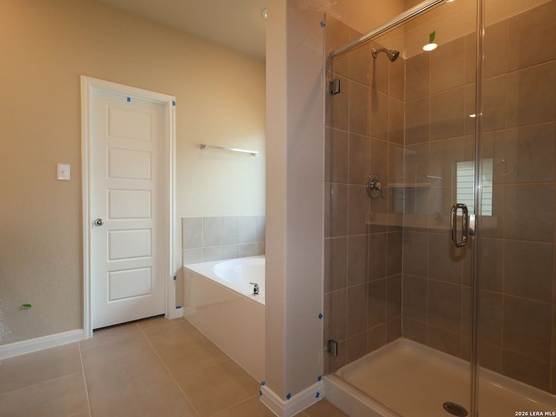 Furnished interior view inside a new home in Park Place, New Braunfels (Image 6).