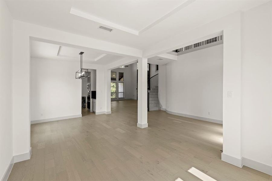 06. 903 Stellar - Living