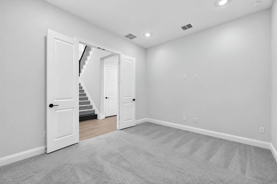 Spacious, unfurnished interior of a new home in The Ridge at Northlake, Northlake (Image 24).