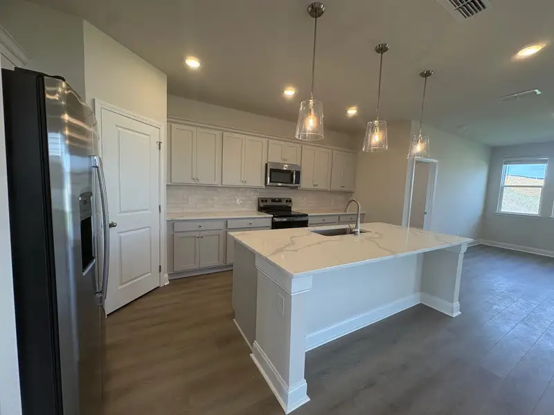 Furnished interior view inside a new home in Cades Bluff, Lebanon (Image 5).