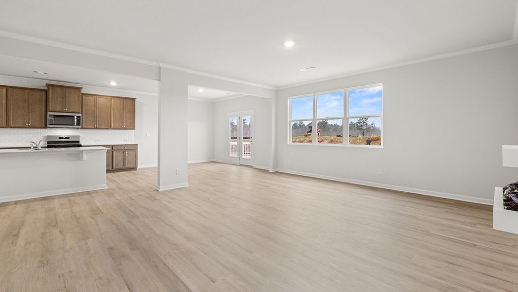 Representative unfurnished interior of a home built from the Halton by D.R. Horton in Hamptons at Riverwood South, Dallas (Image 13).