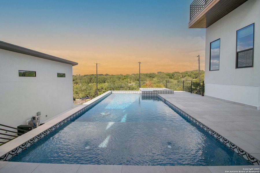 Front exterior of a new home in , San Antonio, TX, highlighting curb appeal (Image 20). Front exterior of a new home in , San Antonio, TX, highlighting curb appeal (Image 20).