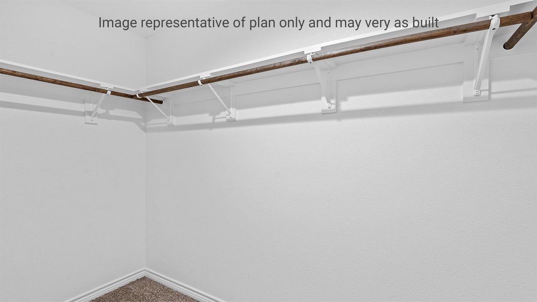 Spacious, unfurnished interior of a new home in Saratoga Crossing, Corpus Christi (Image 19).