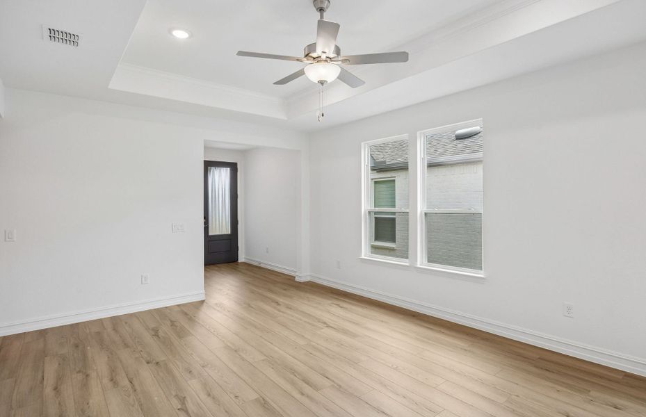 Spacious, unfurnished interior of a new home in Del Webb at Legacy Hills, Celina (Image 14).