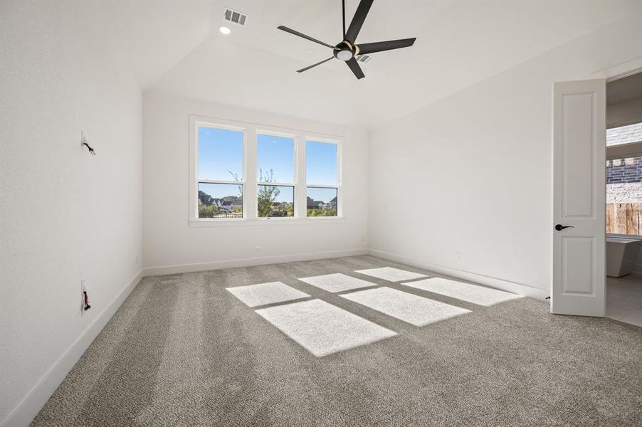 Spacious, unfurnished interior of a new home in Parks of Aledo, Aledo (Image 26).