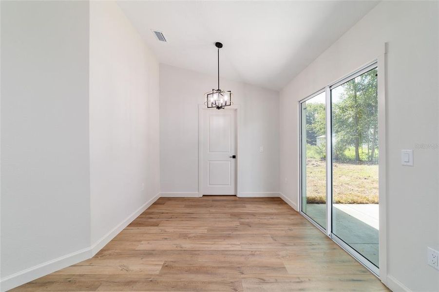 Spacious, unfurnished interior of a new home in , Ocala (Image 23).