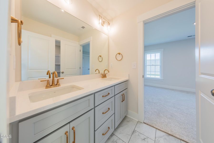 4251OldStageRdN-Interior-Web-19