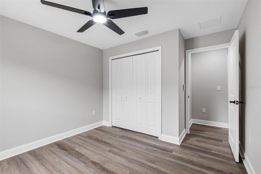 Spacious, unfurnished interior of a new home in , Tampa (Image 38).