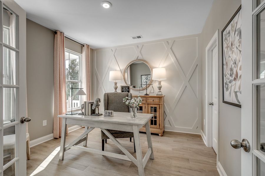Representative furnished interior of a home built from the Mulberry by Beazer Homes in The Oaks, Goose Creek (Image 7).
