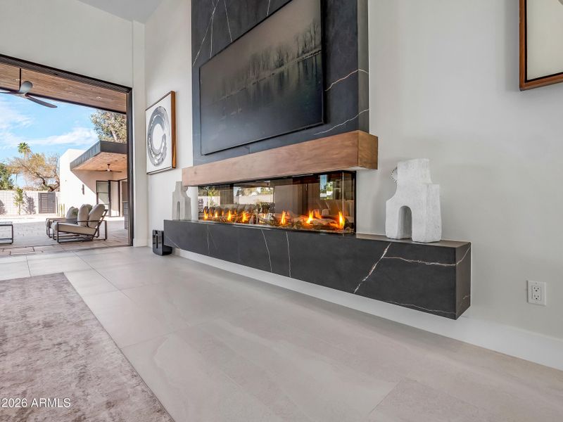 69_p2411315 69_p2411315