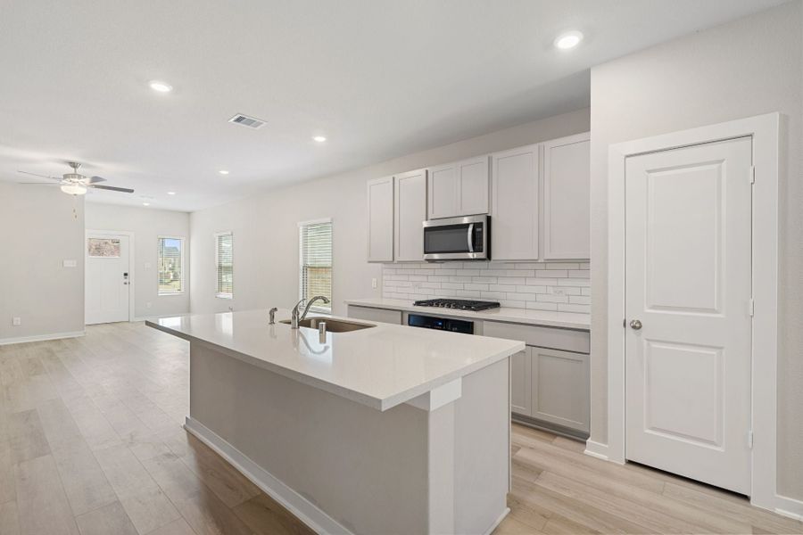 New Home in Rosharon, TX.  - Slide 19