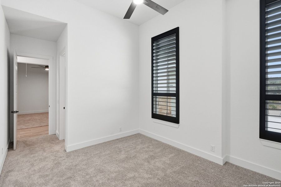 Spacious, unfurnished interior of a new home in Caliza Reserve, Boerne (Image 32). Spacious, unfurnished interior of a new home in Caliza Reserve, Boerne (Image 32).