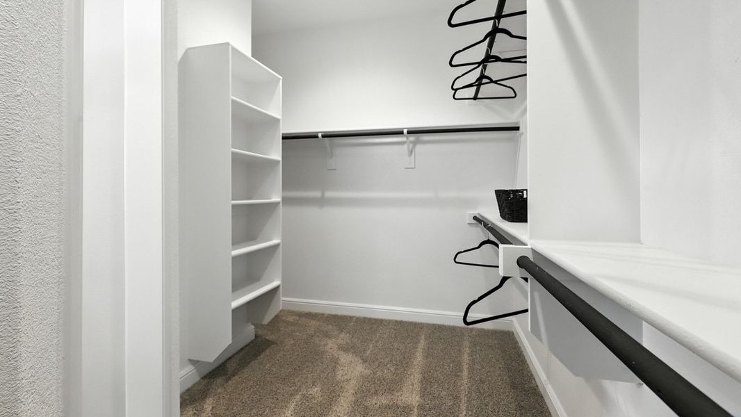 Furnished interior view inside a new home in Lakeview Pointe, Grand Prairie (Image 28).