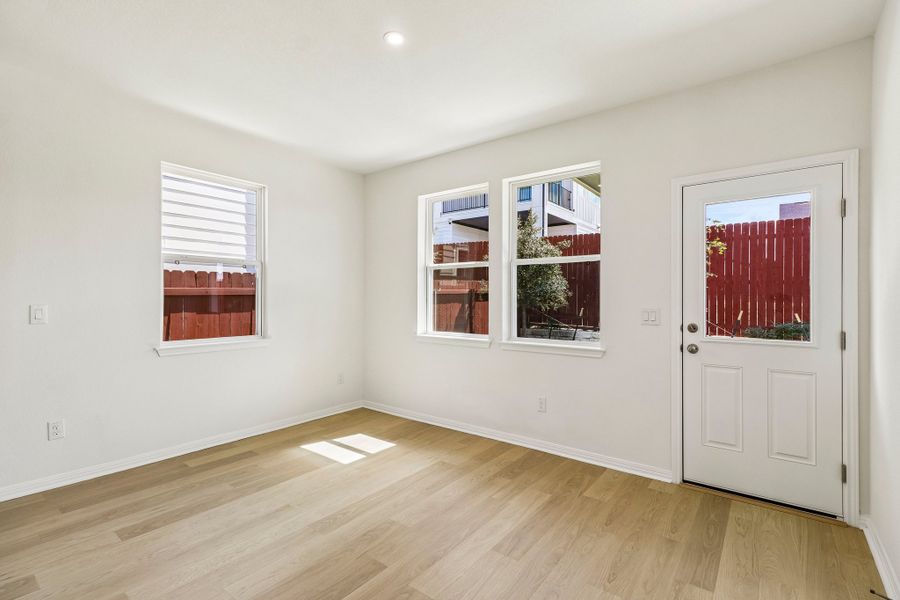 Spacious, unfurnished interior of a new home in Foxfield, Austin (Image 12). Spacious, unfurnished interior of a new home in Foxfield, Austin (Image 12).