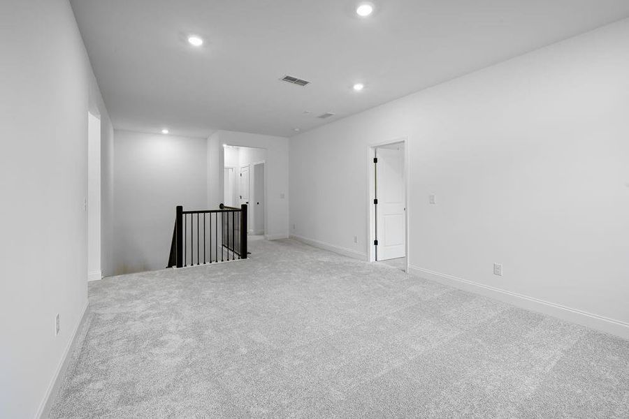 Spacious, unfurnished interior of a new home in Reserve at Hickory Walk, Kennesaw (Image 14).