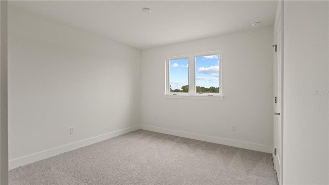 Spacious, unfurnished interior of a new home in Trailside, Mount Dora (Image 31).