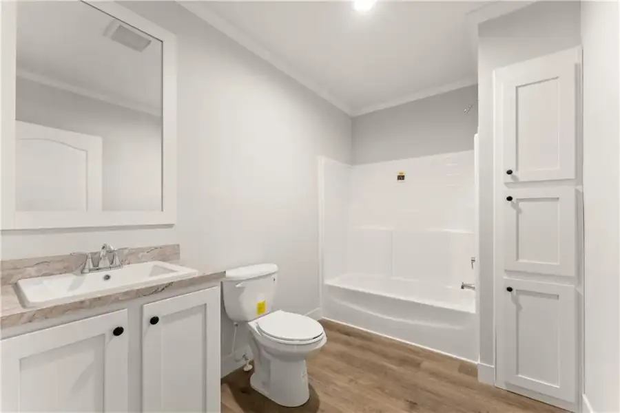 Furnished interior view inside a new home in , Jasper (Image 3).