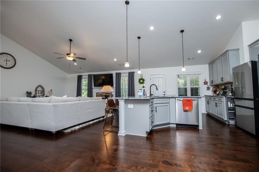 Furnished interior view inside a new home in , Villa Rica (Image 38). Furnished interior view inside a new home in , Villa Rica (Image 38).