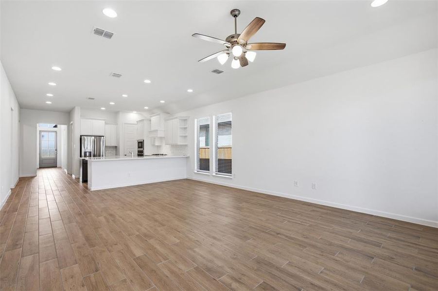 Spacious, unfurnished interior of a new home in Devonshire, Forney (Image 17).