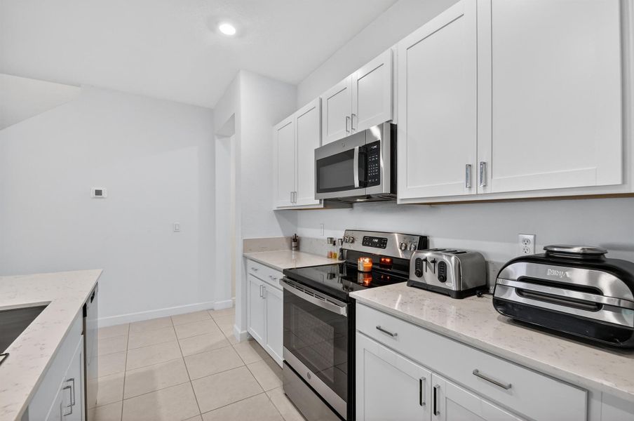 Furnished interior view inside a new home in , Lake Worth (Image 43).