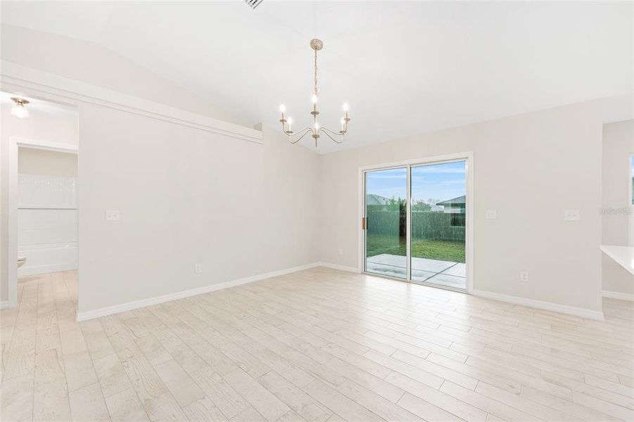 Spacious, unfurnished interior of a new home in , Belleview (Image 26).
