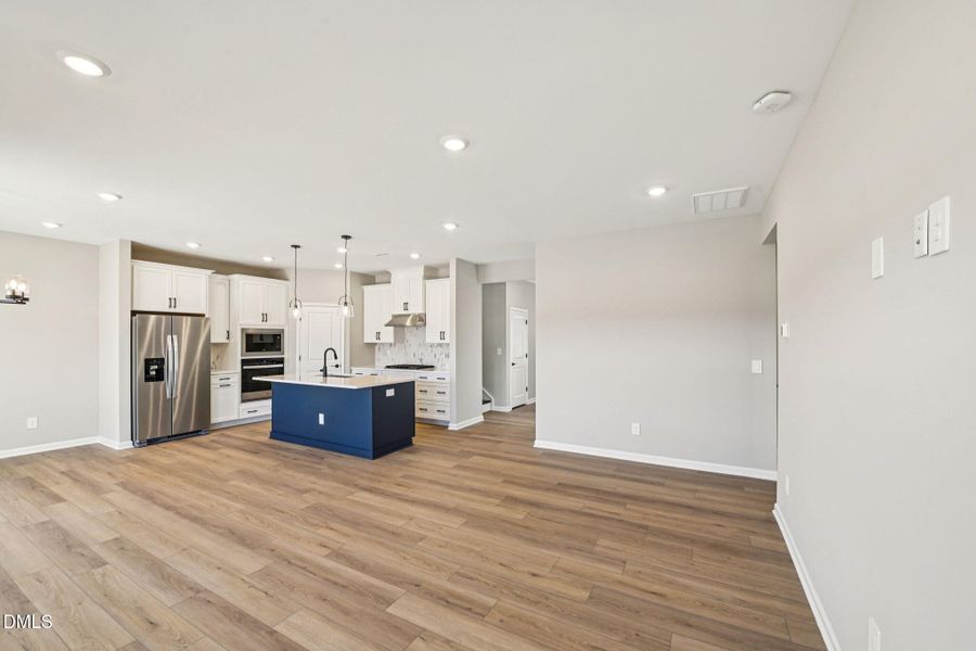 12-web-or-mls-Raleigh - Watkins Glen - 3
