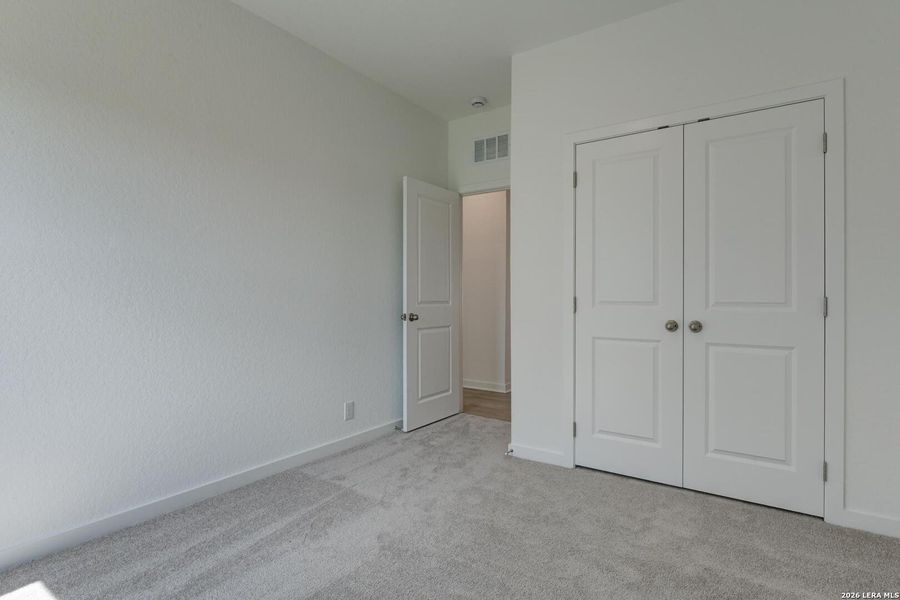 Spacious, unfurnished interior of a new home in Saddlebrook Ranch, Schertz (Image 24).