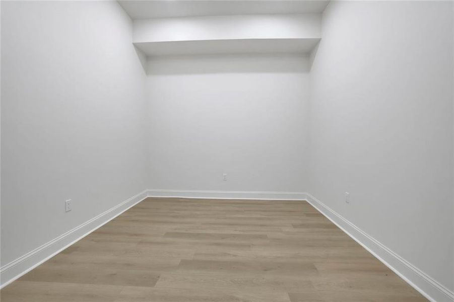 Spacious, unfurnished interior of a new home in , Atlanta (Image 24).