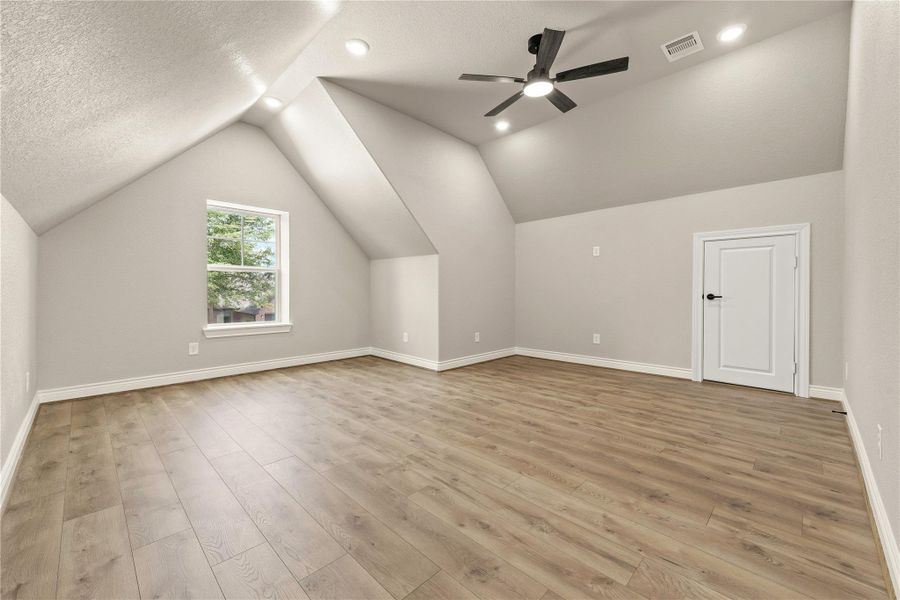 Spacious, unfurnished interior of a new home in , Waller (Image 18).