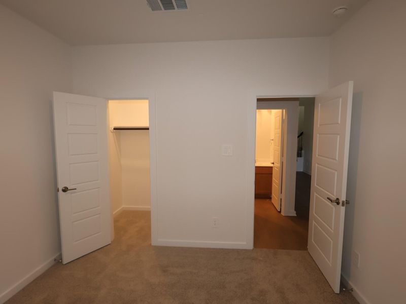 Spacious, unfurnished interior of a new home in Pinewood at Grand Texas, New Caney (Image 16). Spacious, unfurnished interior of a new home in Pinewood at Grand Texas, New Caney (Image 16).