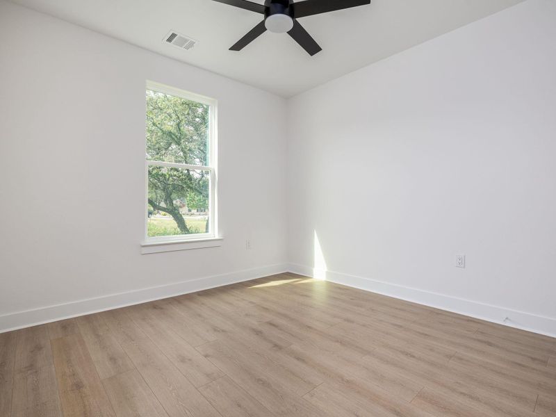 Guest bedroom Guest bedroom