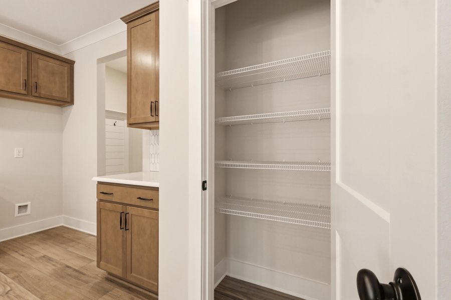 Image 36 of a home in Harbor Crossing.