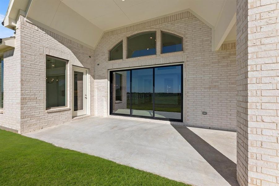 2609 Cayenne-Patio-1 2609 Cayenne-Patio-1