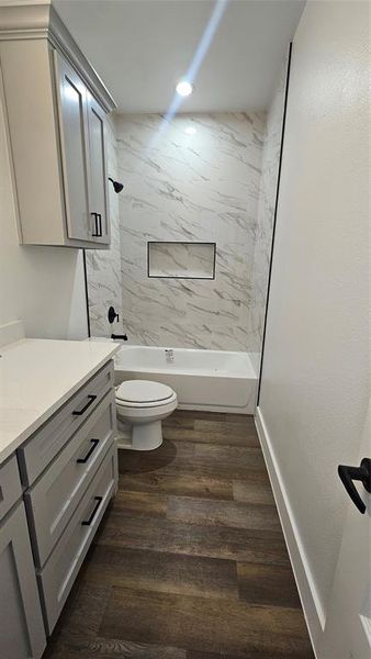 Furnished interior view inside a new home in , Dallas (Image 9). Furnished interior view inside a new home in , Dallas (Image 9).