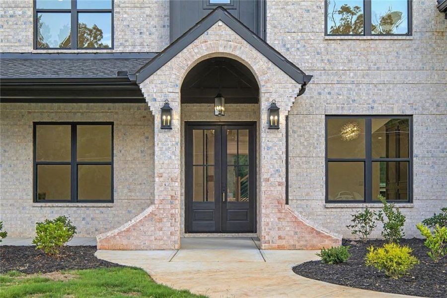 Exterior details and patio area of a home in , Monroe (Image 3).