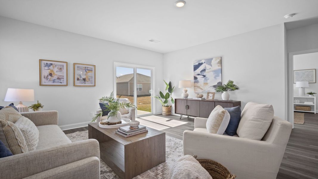 Representative furnished interior of a home built from the Manning by D.R. Horton in The Retreat at East Argent, Ridgeland (Image 15).