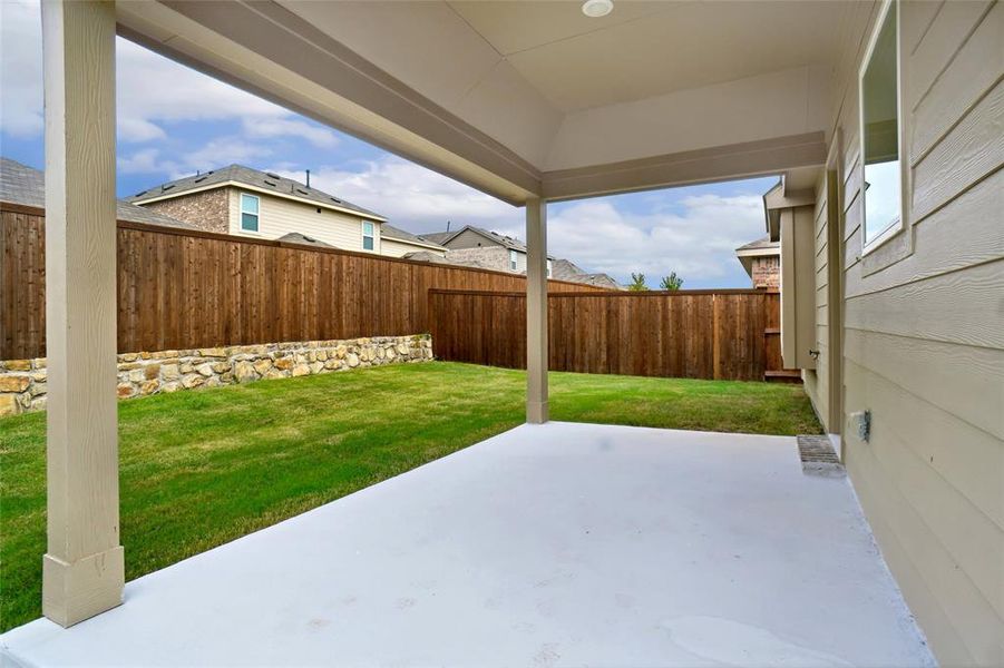 Extended Back Covered Patio!