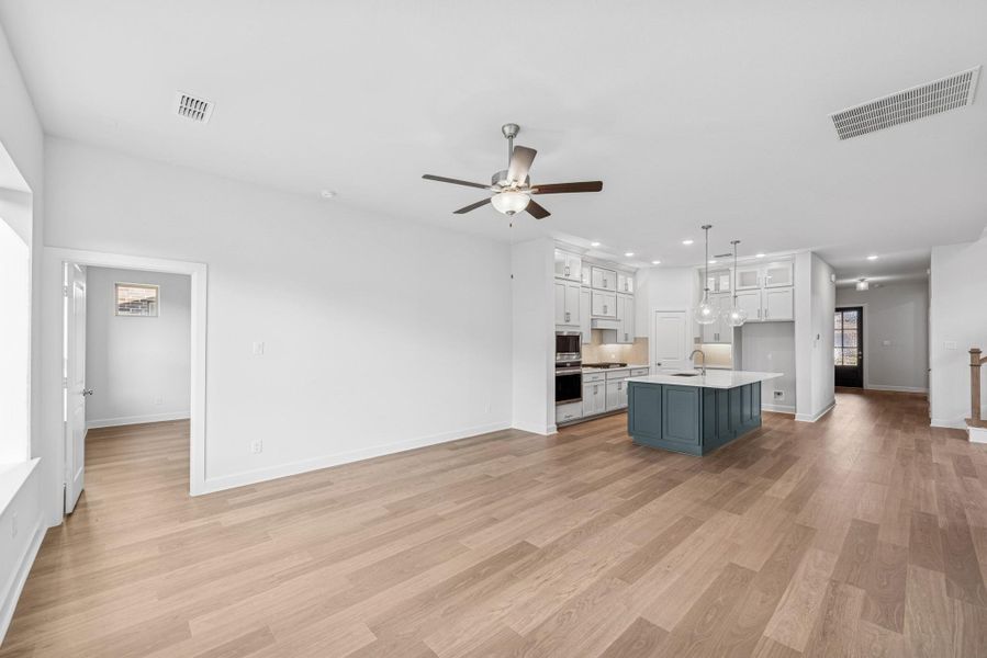 Spacious, unfurnished interior of a new home in Meridiana 55' Homesites, Manvel (Image 13). Spacious, unfurnished interior of a new home in Meridiana 55' Homesites, Manvel (Image 13).